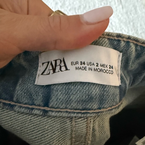 Zara Mid Rise Cargo Jean - Picture 4 of 5